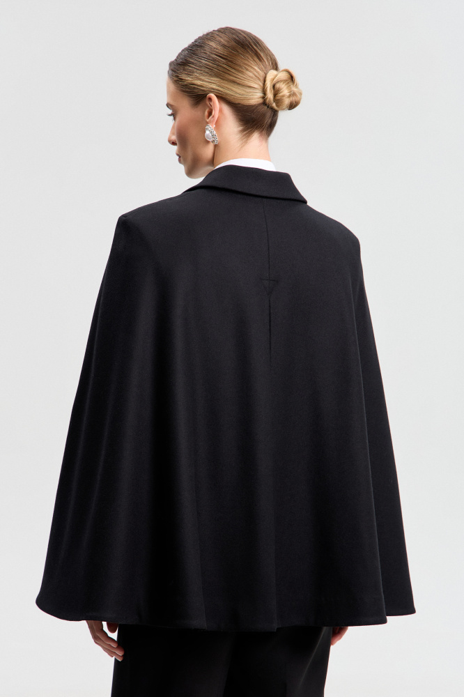 Жакет "Valsolda" с кейпом из итальянской шерсти Мавелти (Mavelty)