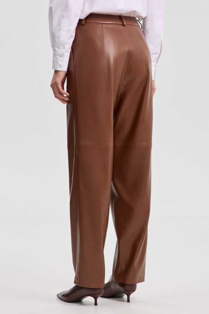 Брюки "Solarino" из экокожи Мавелти (Mavelty)