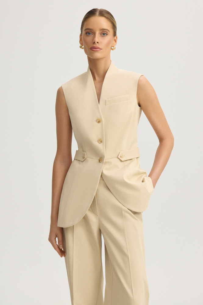 Жилет "Larino" из итальянского хлопка Мавелти (Mavelty)